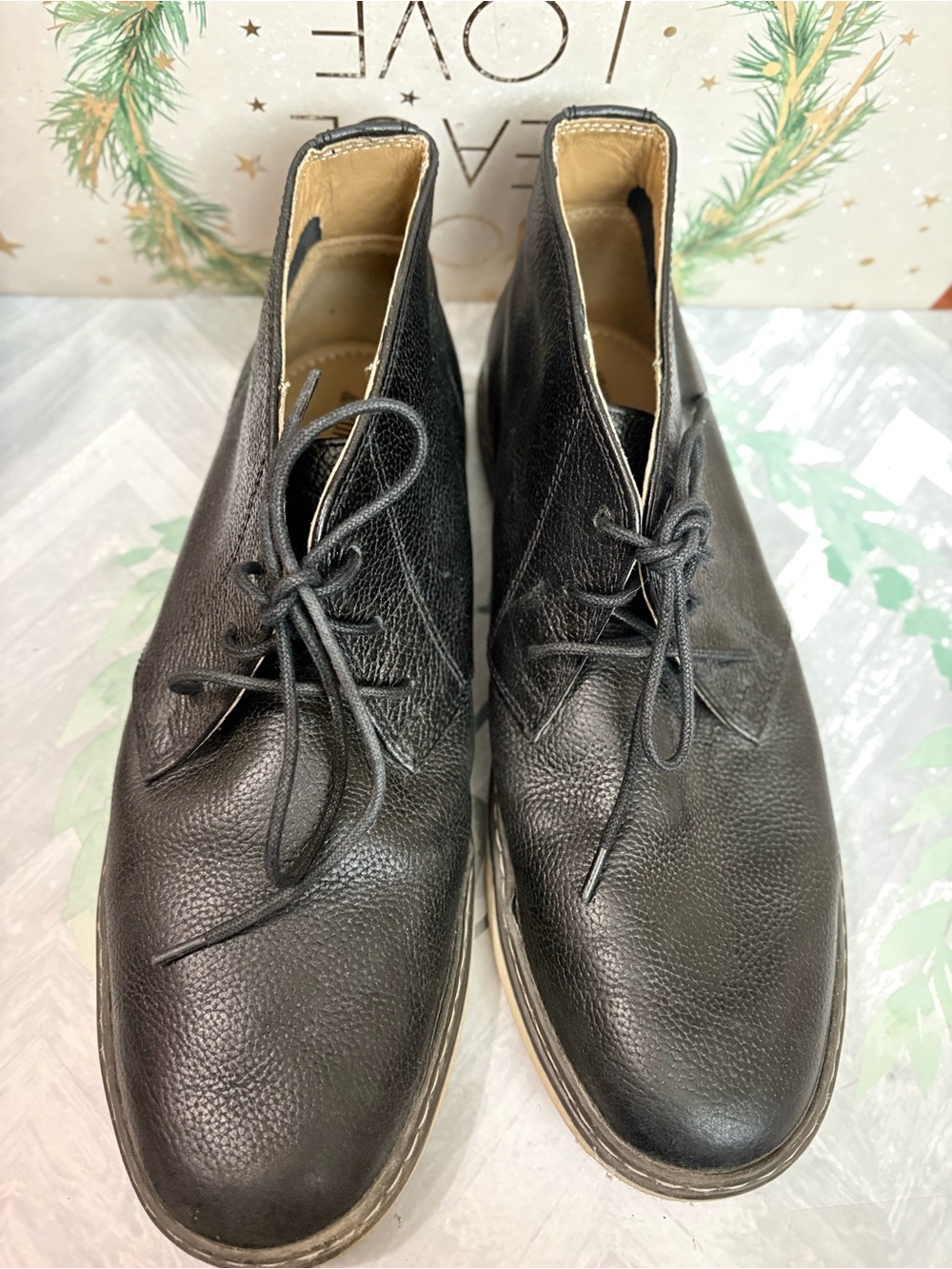 Johnston & Murphy Black Pebbled Leather Chukka Boots